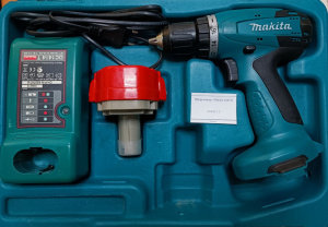 Шуруповерт Makita 6281D